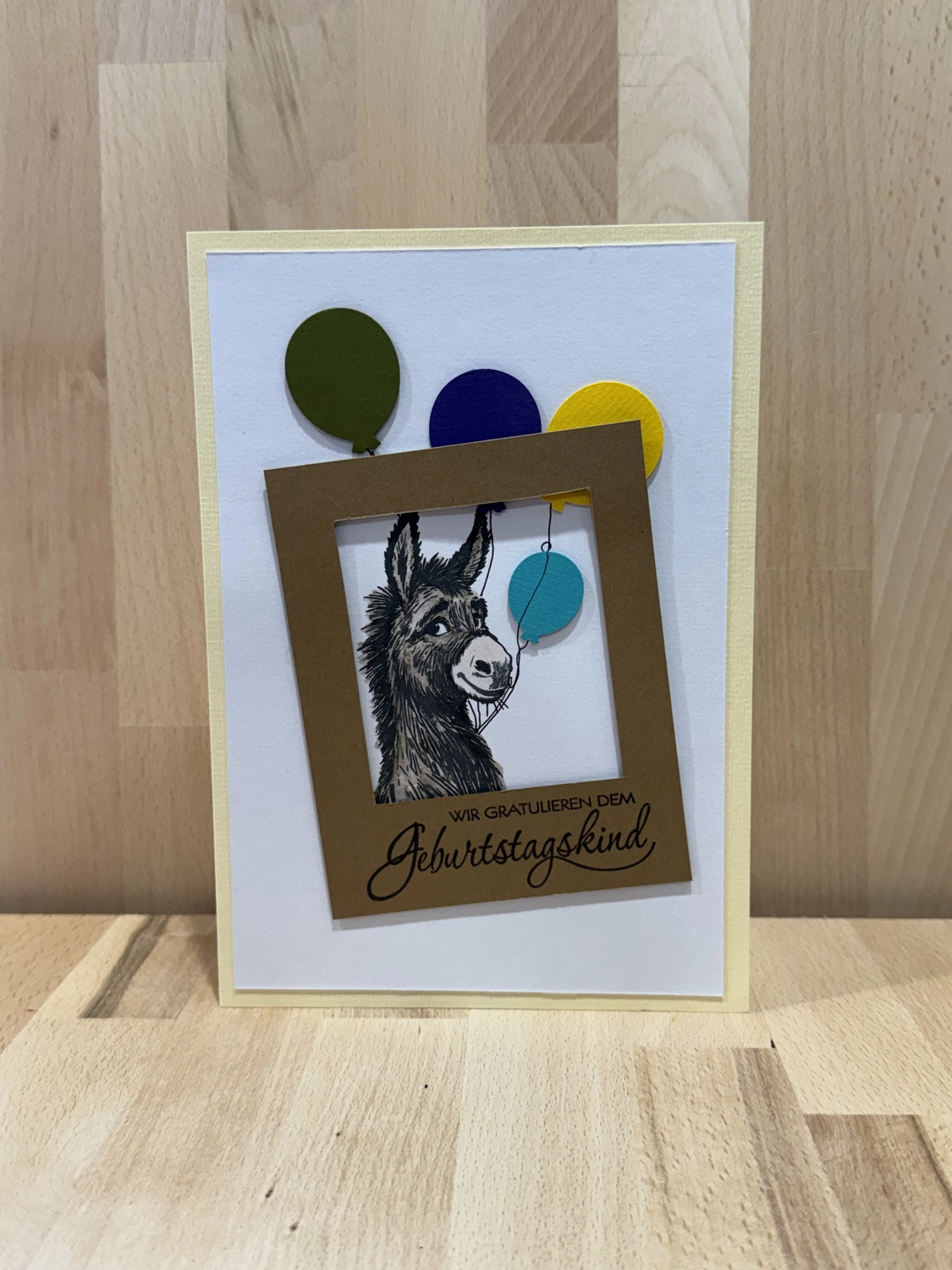 Design MoRA – handgemachte Kartengestaltung– Geburtstagskarte
